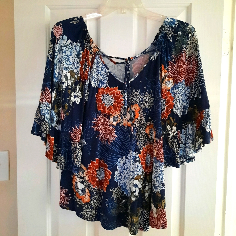 Beautiful navy floral blouse by Bobeau